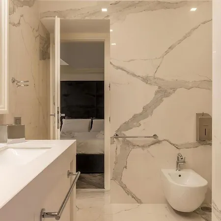 Ara Pacis Luxury *