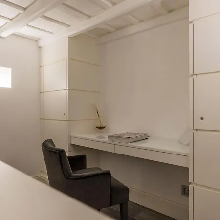 Ara Pacis Luxury Apartment Rome
