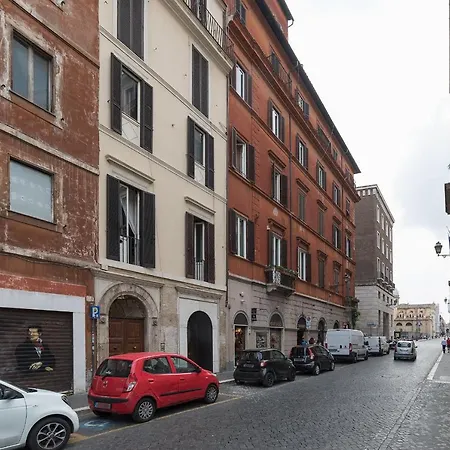 Ara Pacis Luxury Apartment Rome
